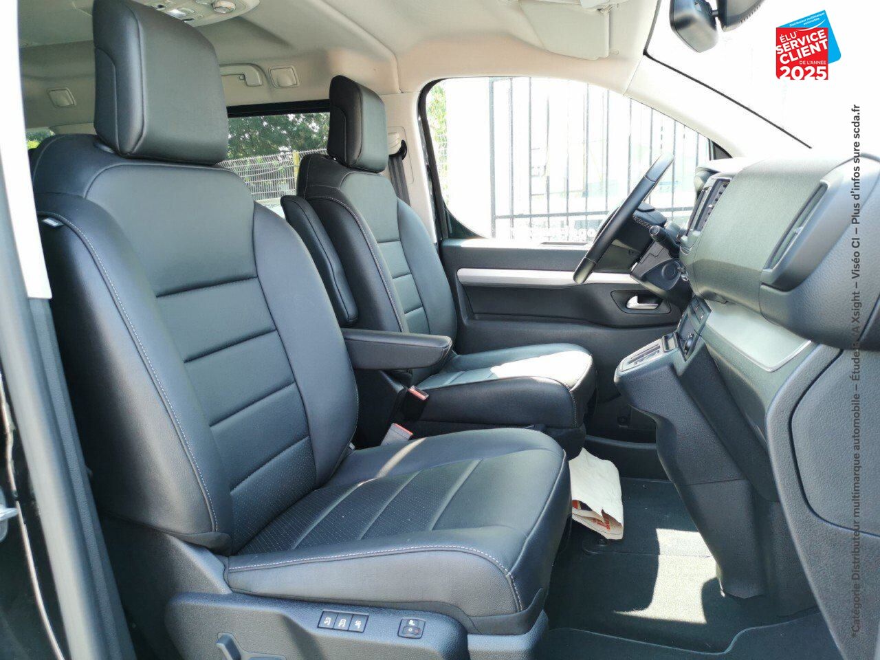 Véhicule d'occasion OPEL ZAFIRA LIFE L3 ZAFIRA-E LIFE 200 136CH BUSINESS ELEGANCE chez Renault Saint-Louis