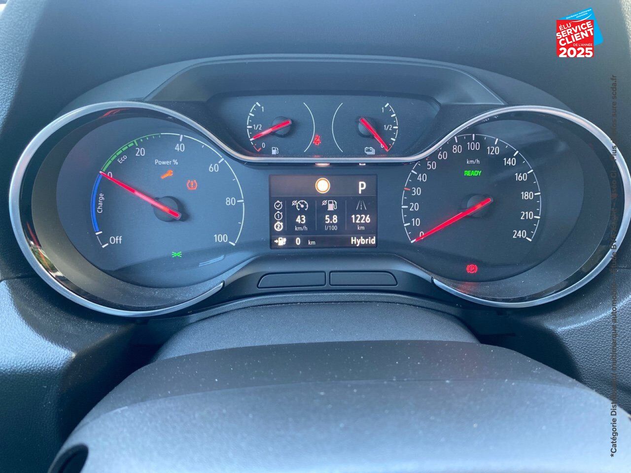 Véhicule d'occasion OPEL GRANDLAND X HYBRID4 300CH ELITE 11CV chez Renault Saint-Louis