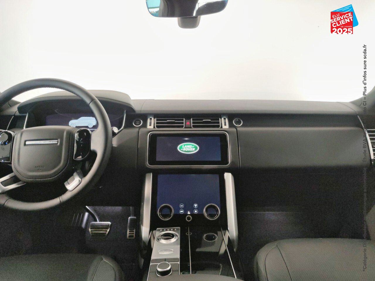 Véhicule d'occasion LAND-ROVER RANGE ROVER 2.0 P400E 404CH VOGUE SWB MARK X TOIT OUVRANT SIEGE CHAUF GPS chez Land Rover Metz