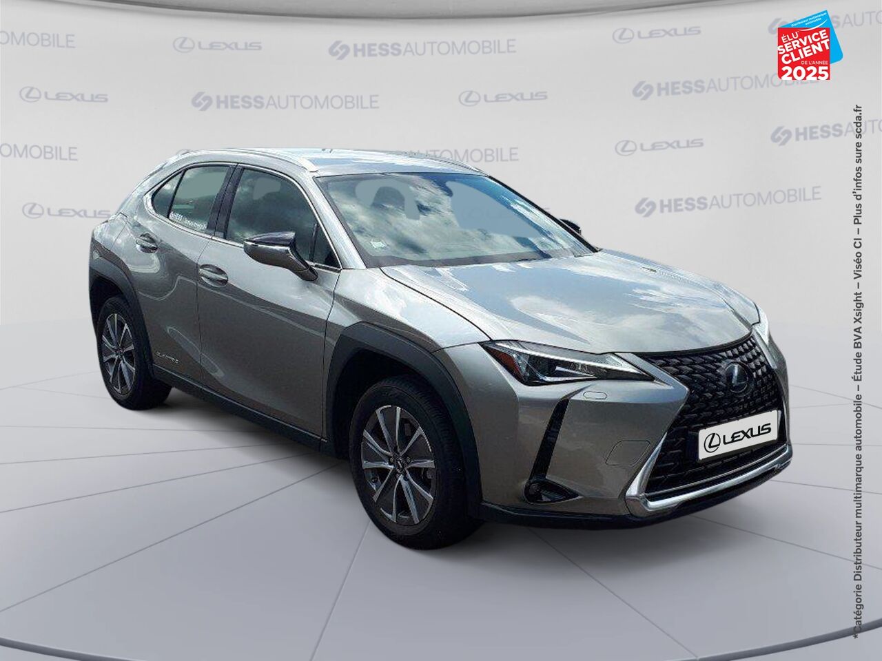 Véhicule d'occasion LEXUS UX UX 300E PACK chez MINI Lons-Le-Saunier