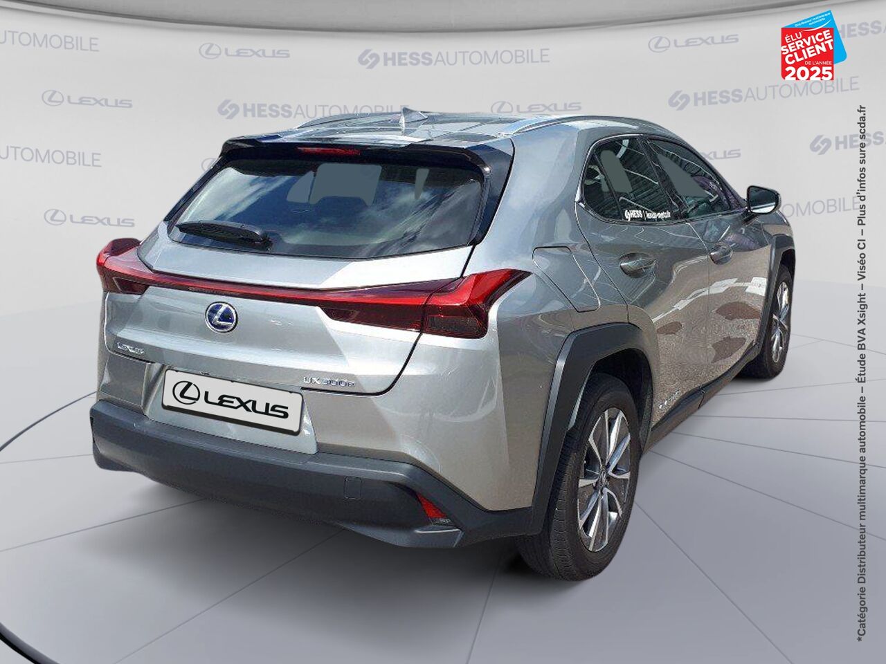 Véhicule d'occasion LEXUS UX UX 300E PACK chez MINI Lons-Le-Saunier