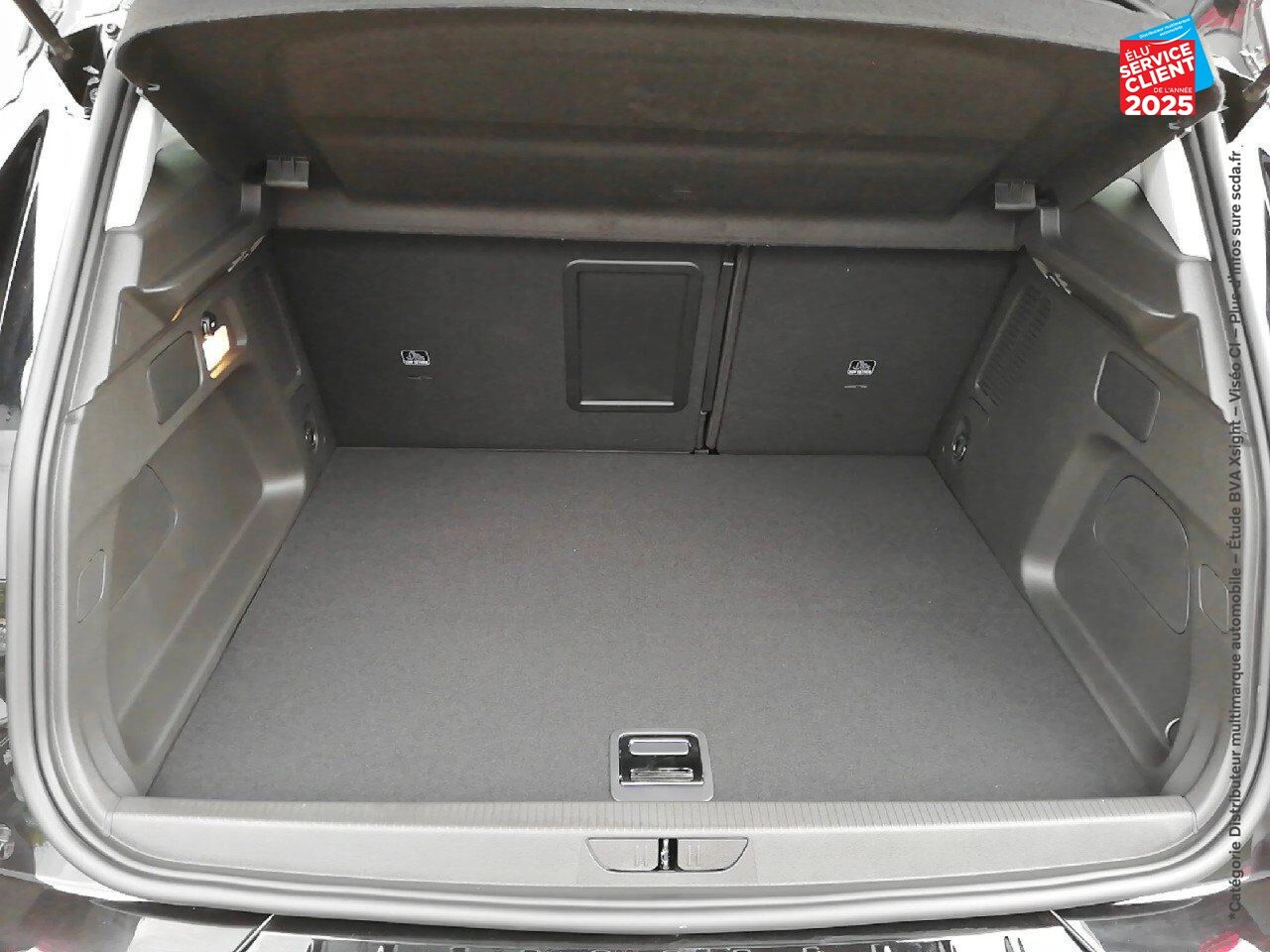 Véhicule d'occasion OPEL GRANDLAND 1.6 TURBO 300CH HYBRIDE ULTIMATE 4X4 chez Opel Besançon