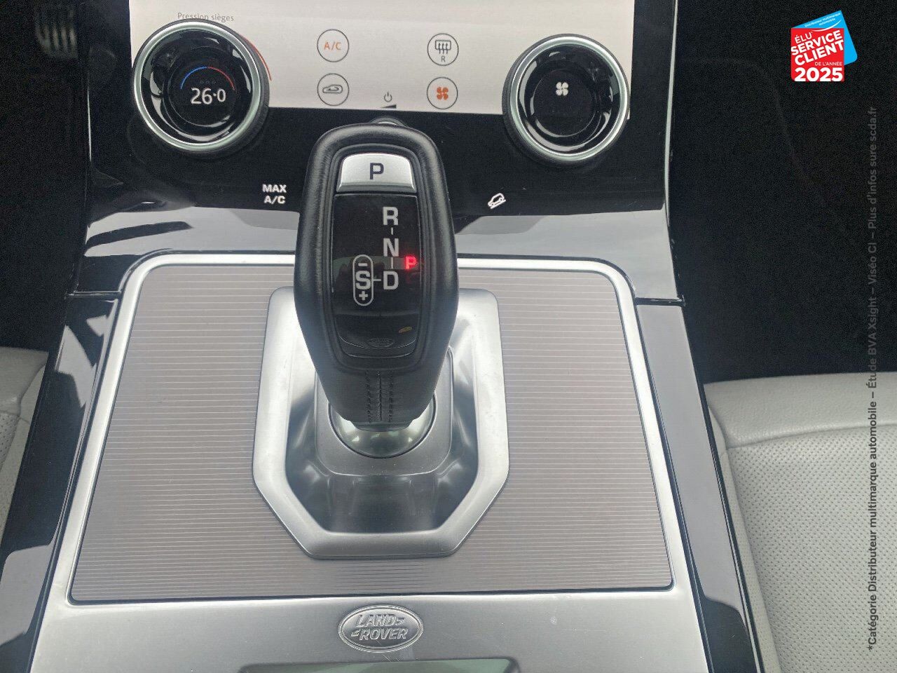 Véhicule d'occasion LAND-ROVER RANGE ROVER EVOQUE 2.0 P 250CH HSE AWD BVA chez Land Rover Metz