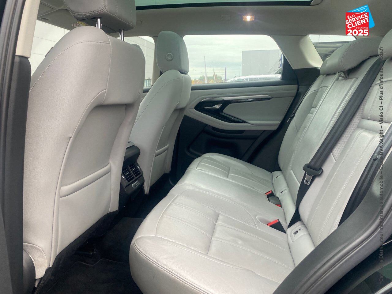 Véhicule d'occasion LAND-ROVER RANGE ROVER EVOQUE 2.0 P 250CH HSE AWD BVA chez Land Rover Metz
