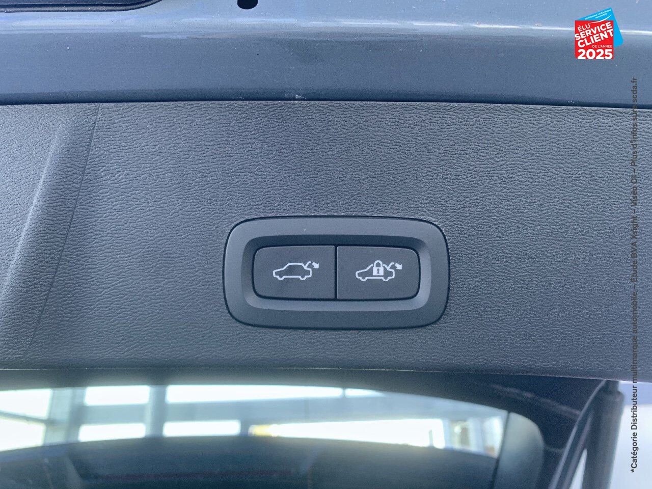 Véhicule d'occasion VOLVO XC40 RECHARGE TWIN 408CH PLUS AWD EDT chez HESS Automobile