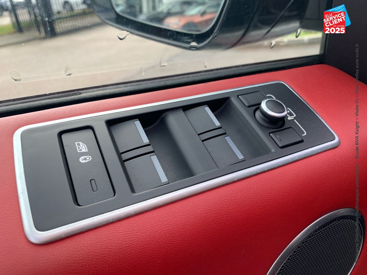 Véhicule d'occasion LAND-ROVER RANGE ROVER SPORT 5.0 V8 SUPERCHARGED 510CH AUTOBIOGRAPHY DYNAMIC MARK V TOUVRANT/PANO CUIR SIEGE chez BMW Pontarlier