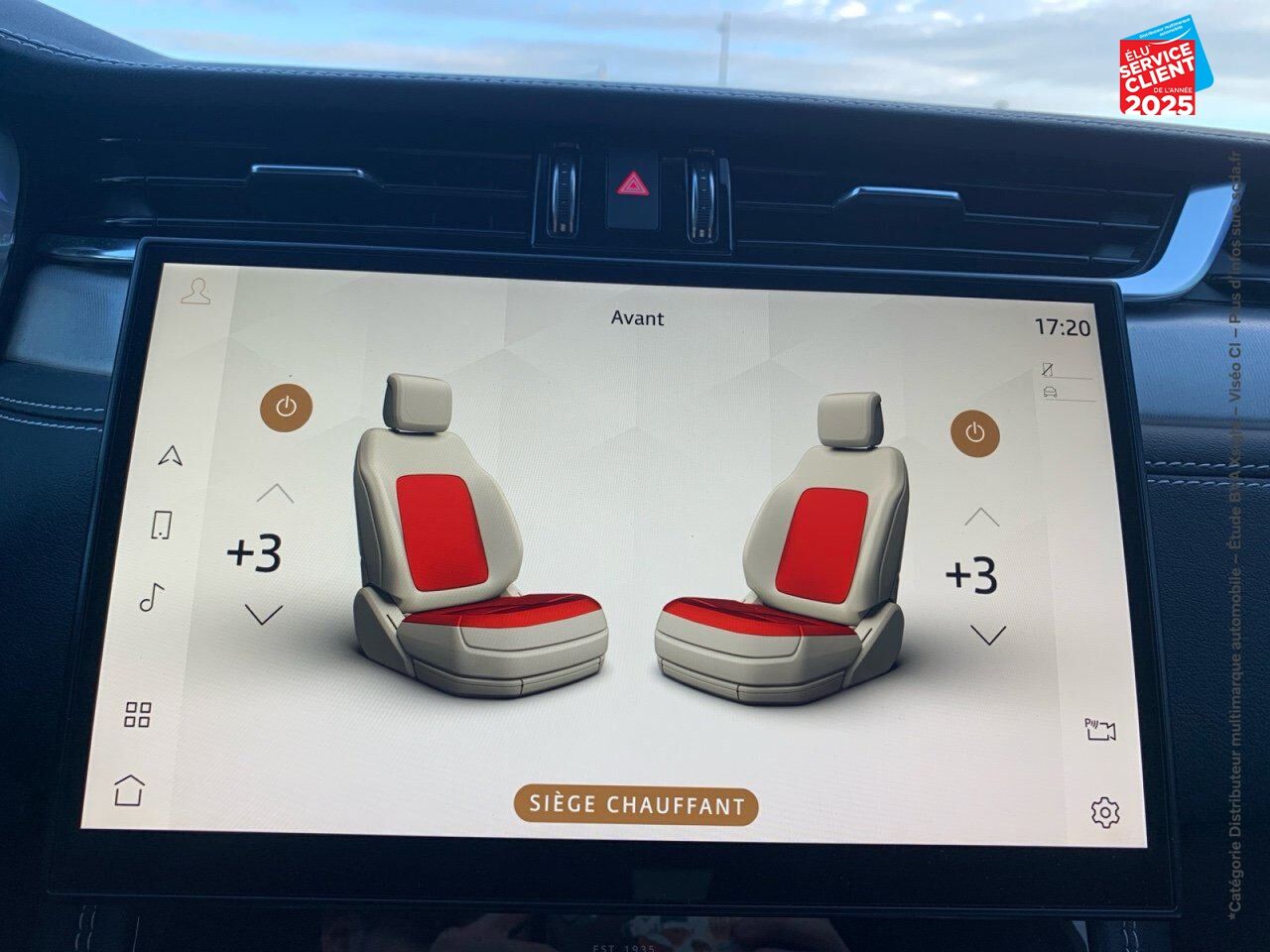 Véhicule d'occasion JAGUAR F-PACE P400E PLUG-IN-HYBRID R-DYNAMIC SE BVA8 AWD chez Toyota Thionville