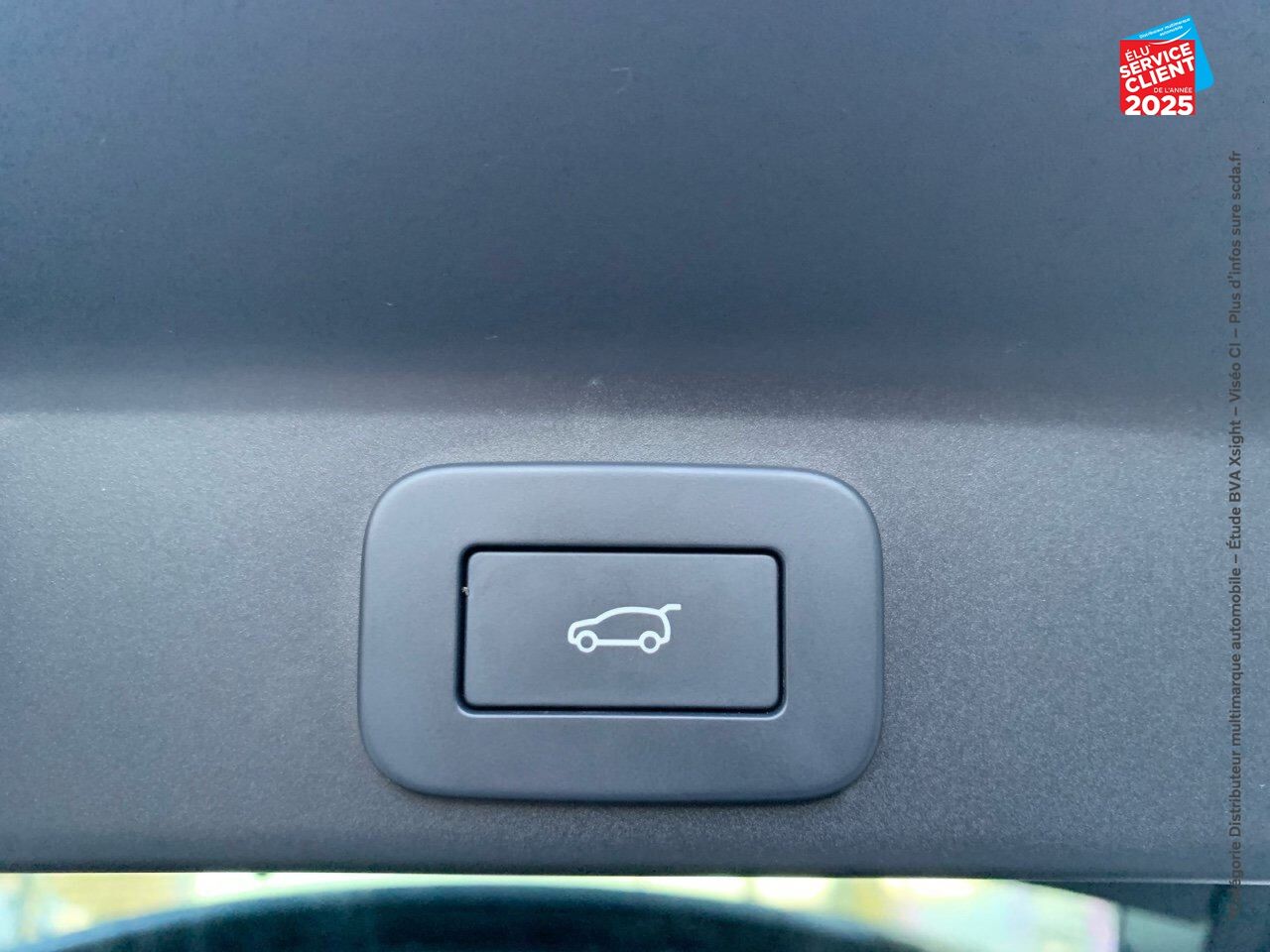 Véhicule d'occasion JAGUAR F-PACE P400E PLUG-IN-HYBRID R-DYNAMIC SE BVA8 AWD chez Toyota Thionville