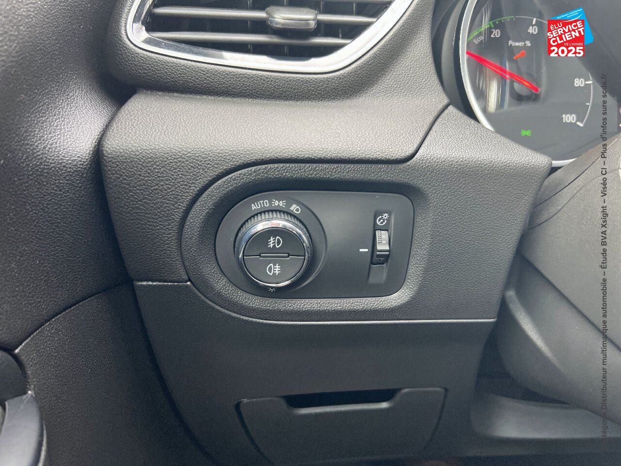 Véhicule d'occasion OPEL GRANDLAND X HYBRID 225CH ULTIMATE chez Opel Dijon