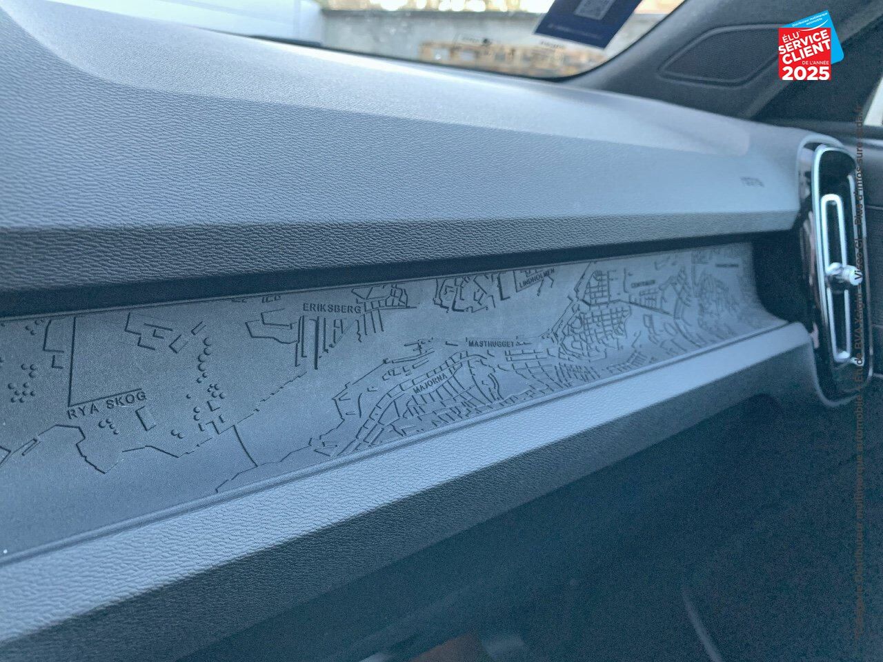 Véhicule d'occasion VOLVO XC40 RECHARGE 231CH START EDT chez Volvo Epernay