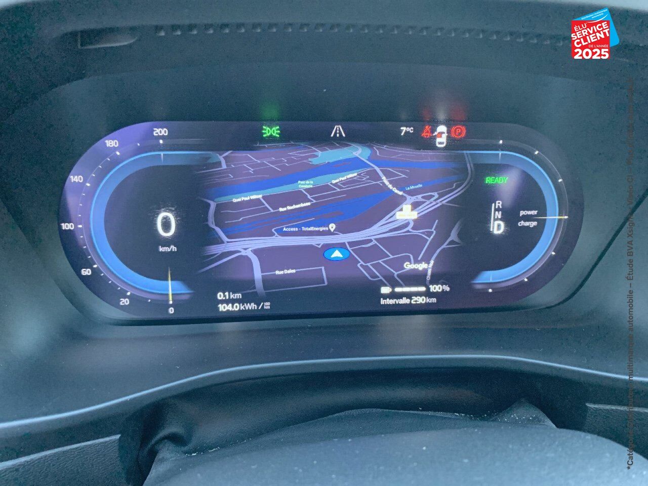Véhicule d'occasion VOLVO XC40 RECHARGE 231CH START EDT chez Volvo Epernay