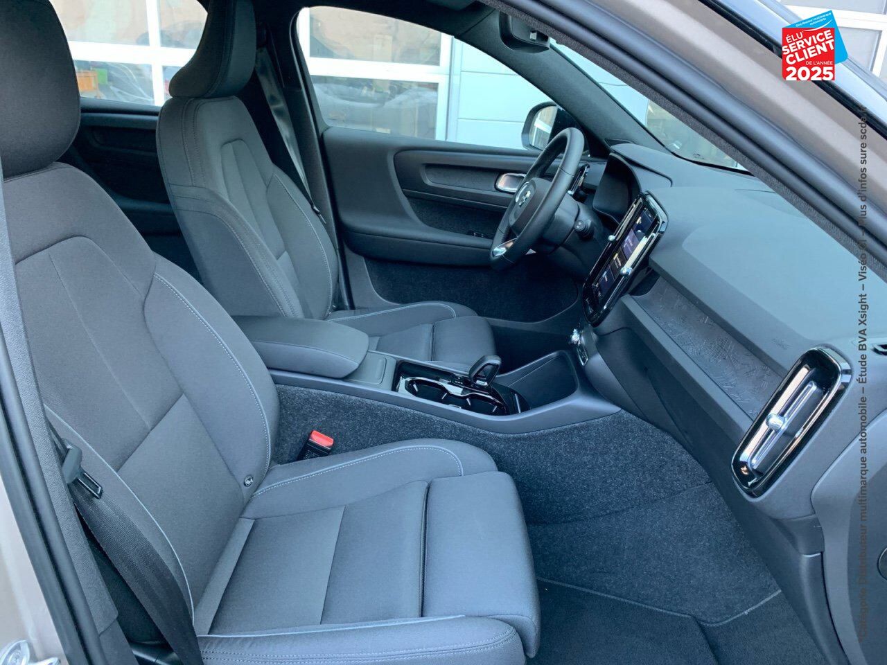 Véhicule d'occasion VOLVO XC40 RECHARGE 231CH START EDT chez Volvo Epernay