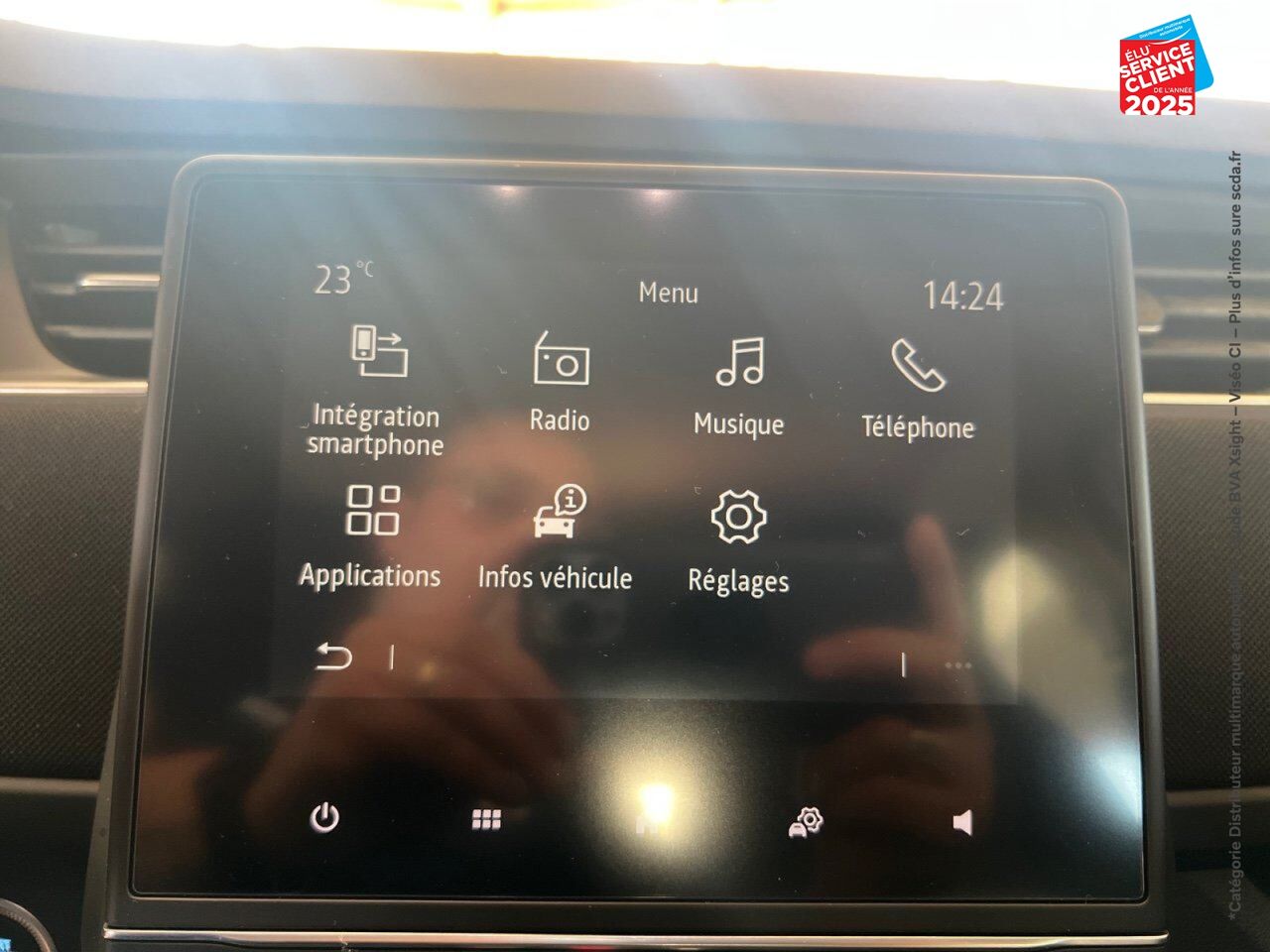 Véhicule d'occasion RENAULT ZOE LIFE CHARGE NORMALE R110 chez Renault Saint-Louis