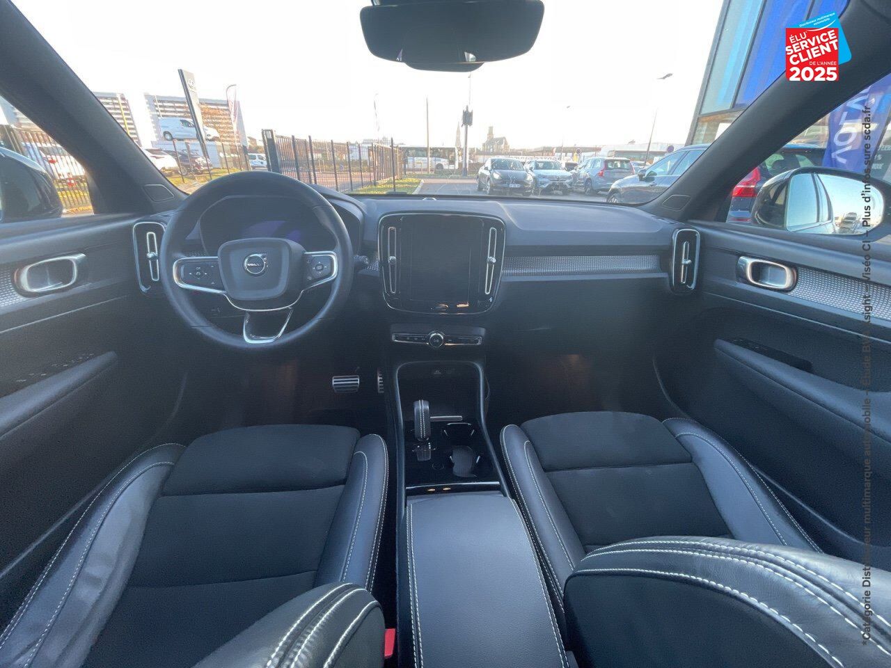 Véhicule d'occasion VOLVO XC40 RECHARGE TWIN AWD 408CH PLUS EDT chez Renault Colmar