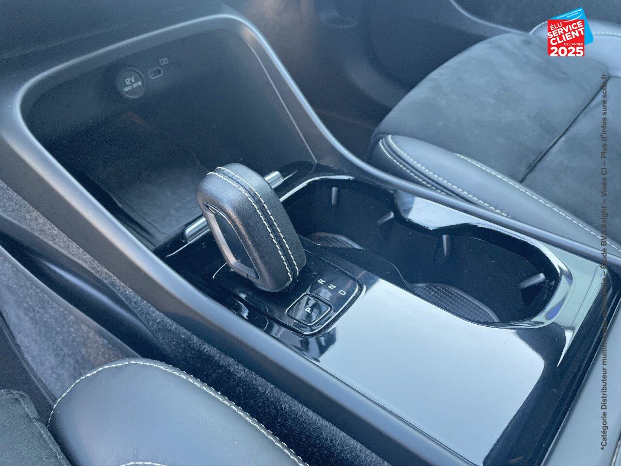 Véhicule d'occasion VOLVO XC40 RECHARGE TWIN AWD 408CH PLUS EDT chez Renault Colmar