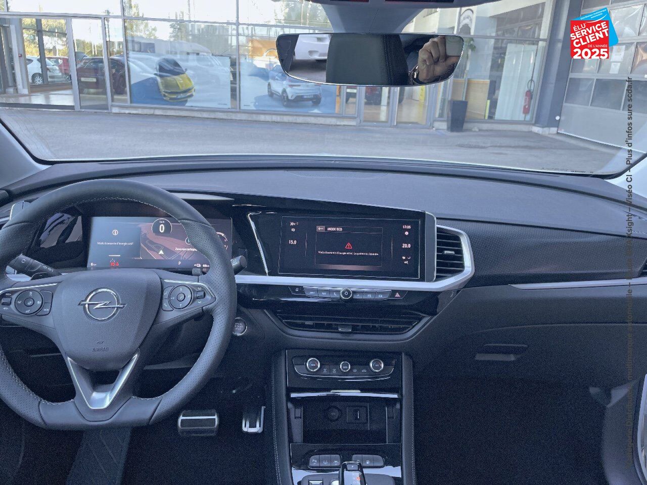 Véhicule d'occasion OPEL GRANDLAND 1.6 TURBO 300CH HYBRIDE GSE 4X4 chez Opel Metz