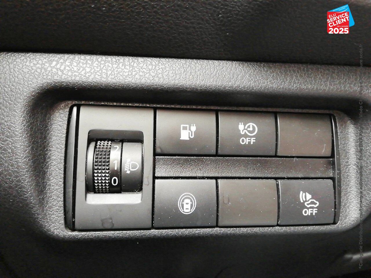 Véhicule d'occasion NISSAN LEAF 150CH 40KWH BUSINESS + chez Renault Saint-Louis