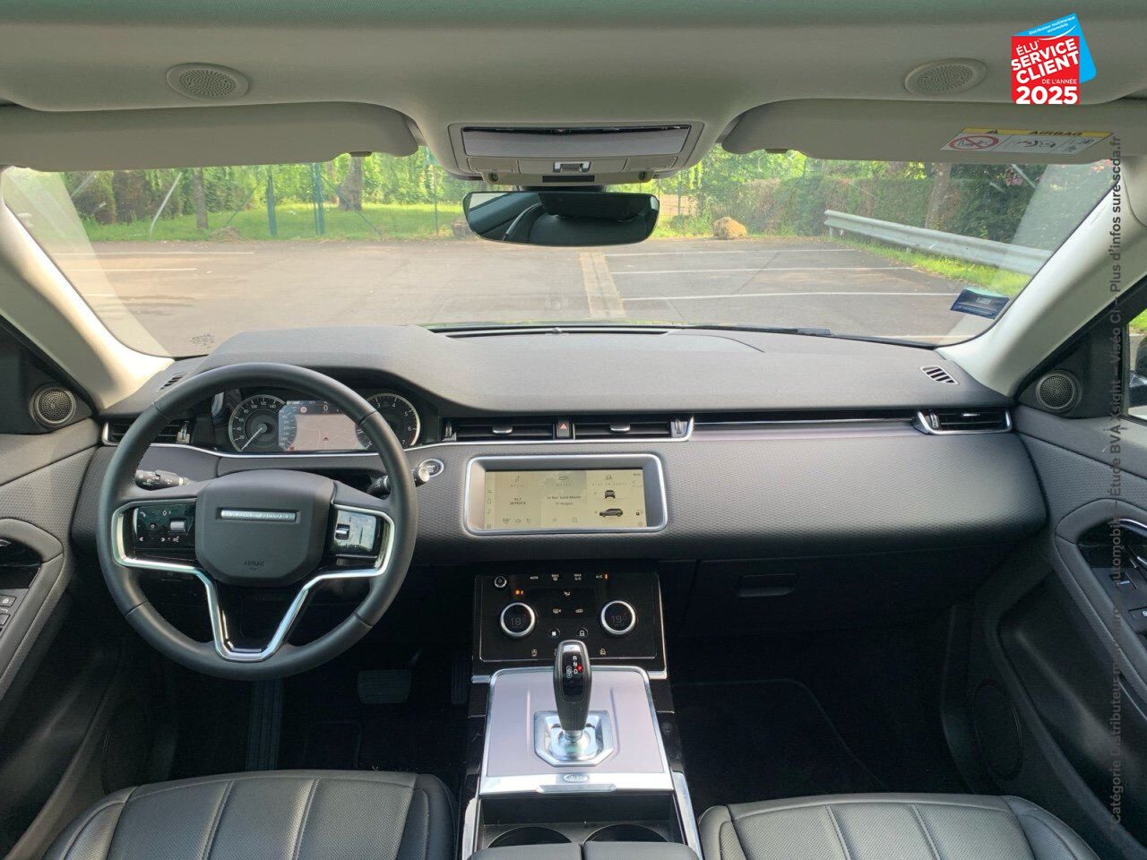 Véhicule d'occasion LAND-ROVER RANGE ROVER EVOQUE 2.0 P 200CH FLEX FUEL S AWD BVA MARK III chez Renault Colmar