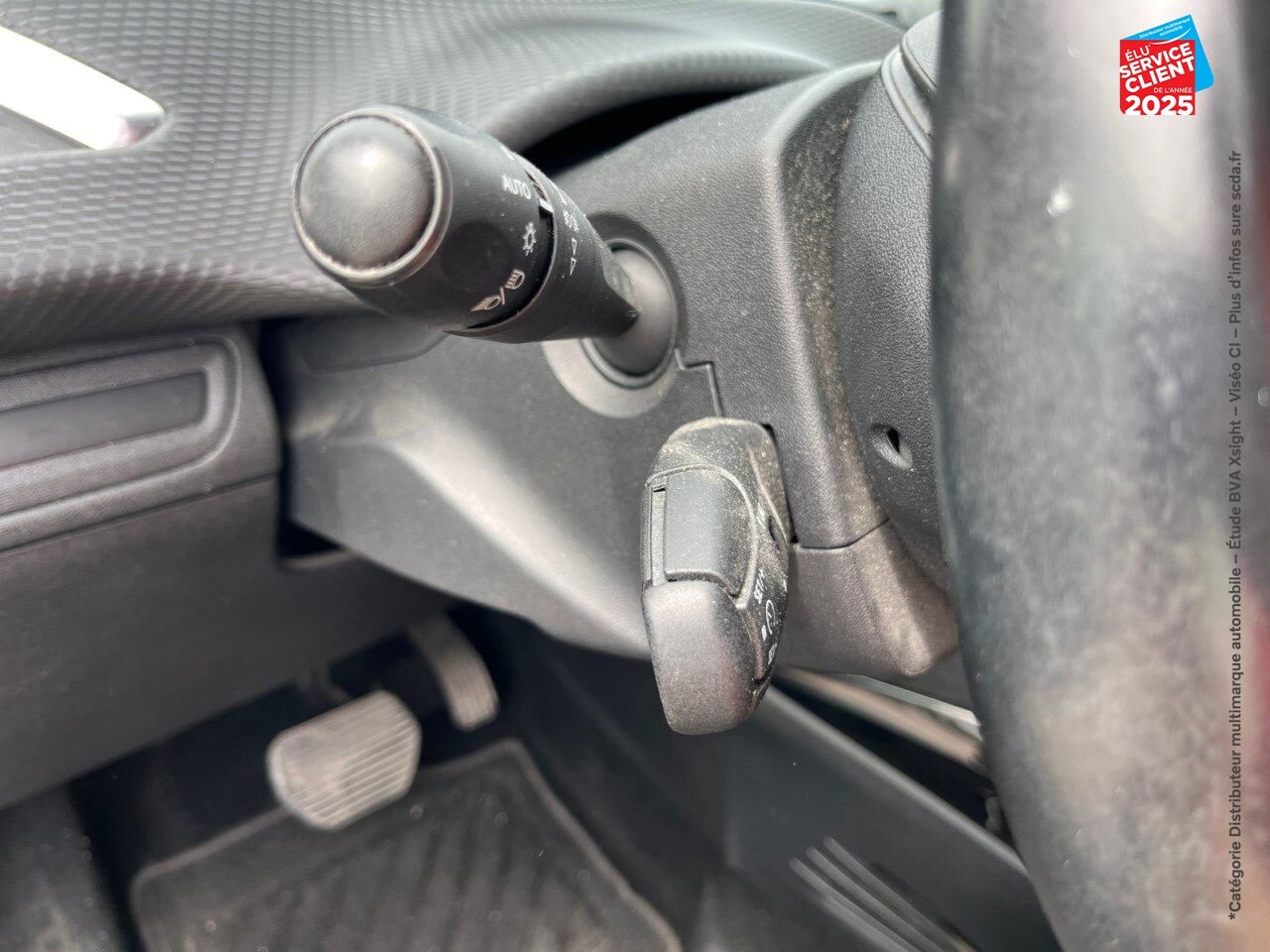 Véhicule d'occasion PEUGEOT 2008 1.2 PURETECH 110CH E6.C ALLURE SS EAT6 chez Hyundai Epernay
