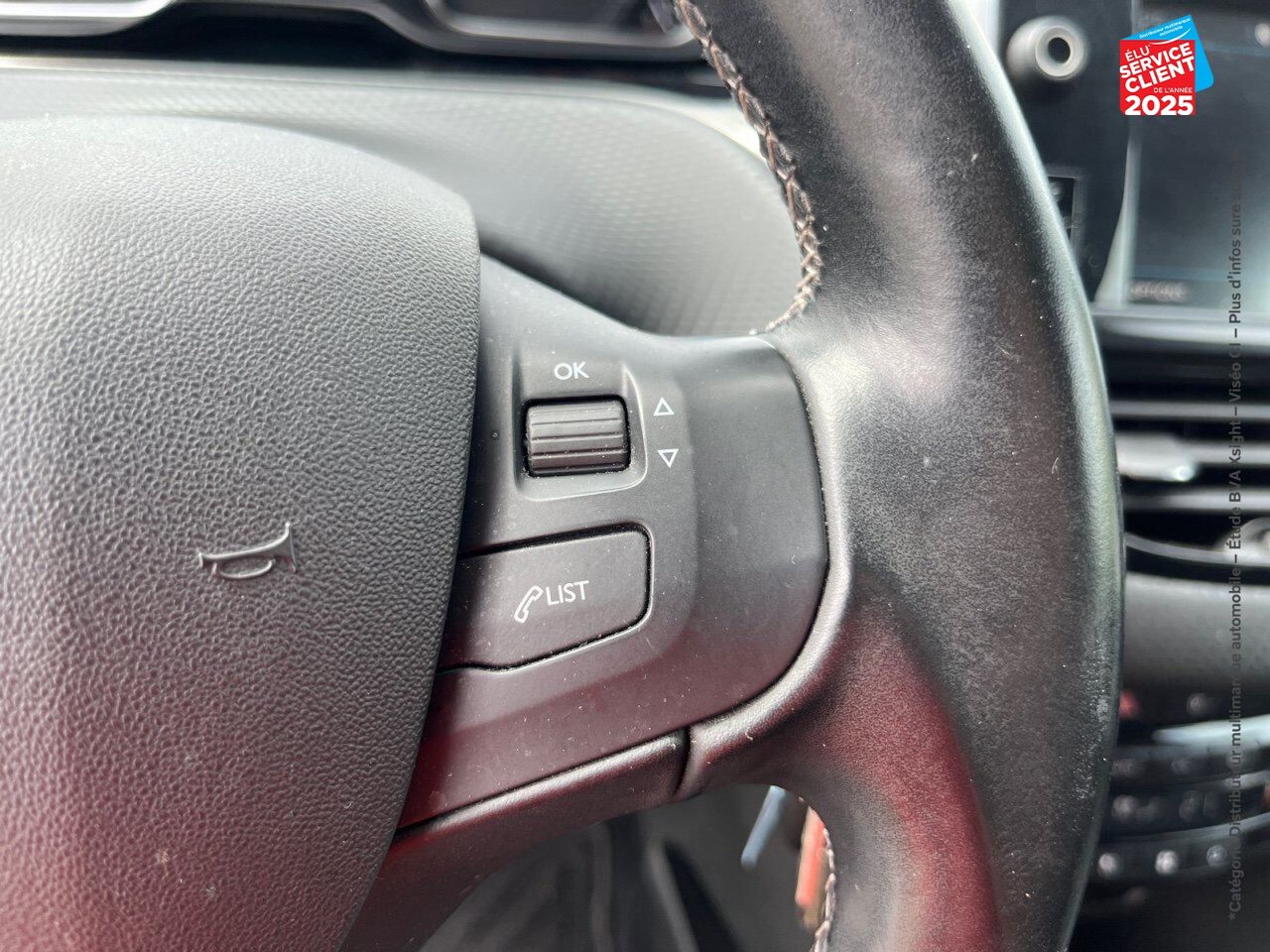Véhicule d'occasion PEUGEOT 2008 1.2 PURETECH 110CH E6.C ALLURE SS EAT6 chez Hyundai Epernay