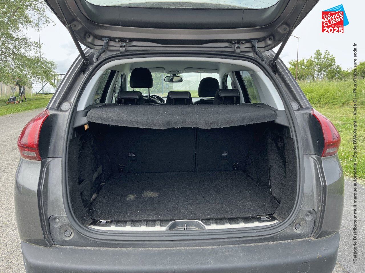 Véhicule d'occasion PEUGEOT 2008 1.2 PURETECH 110CH E6.C ALLURE SS EAT6 chez Hyundai Epernay