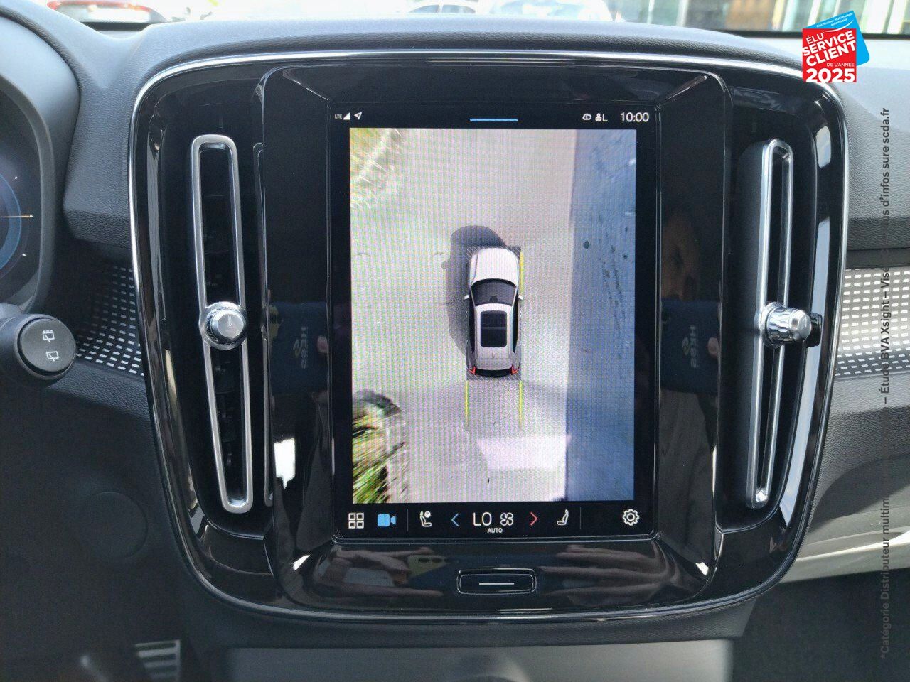 Véhicule d'occasion VOLVO XC40 P8 AWD 408CH R-DESIGN EDT chez Renault Colmar
