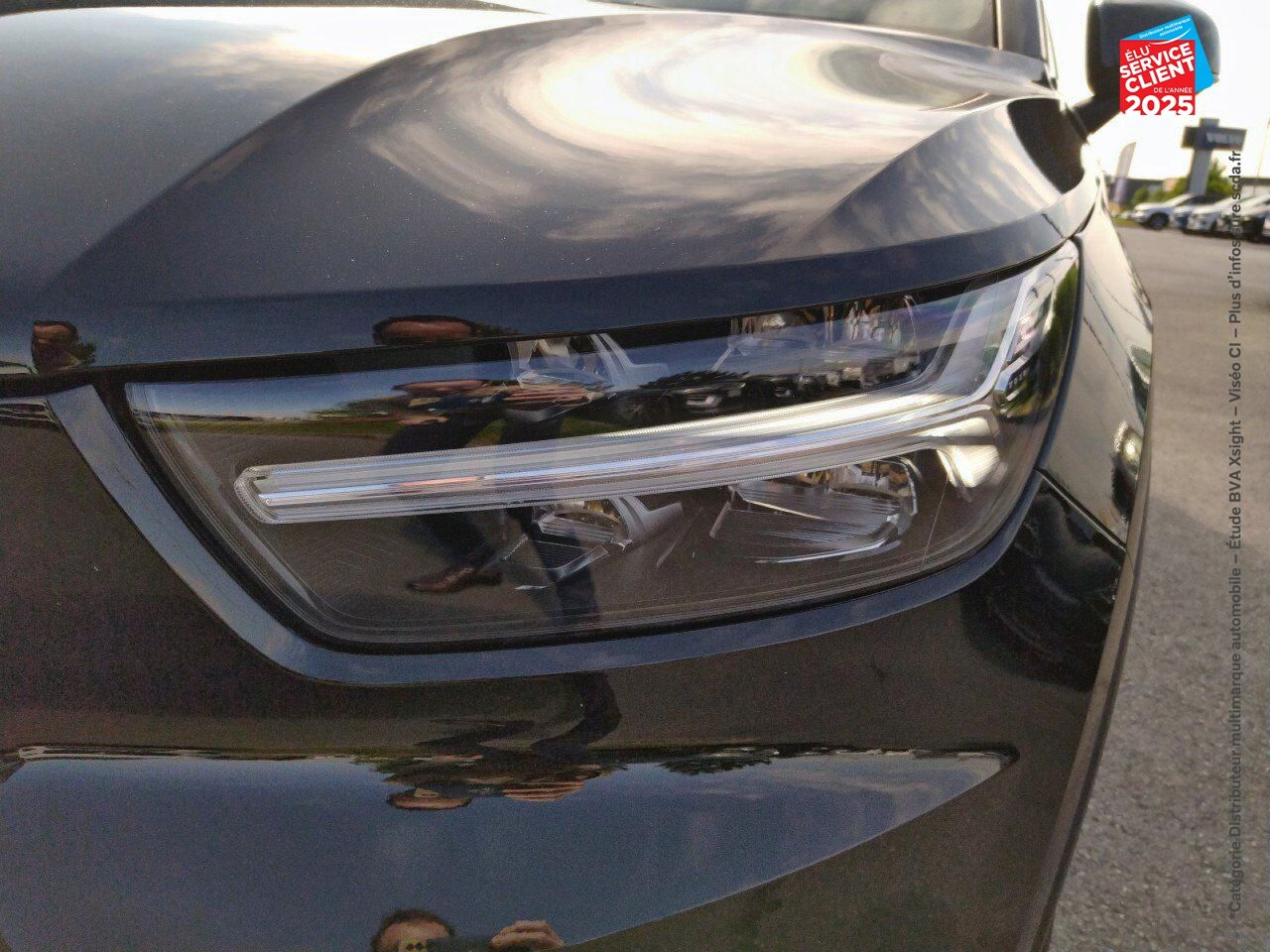 Véhicule d'occasion VOLVO XC40 P8 AWD 408CH R-DESIGN EDT chez Renault Colmar