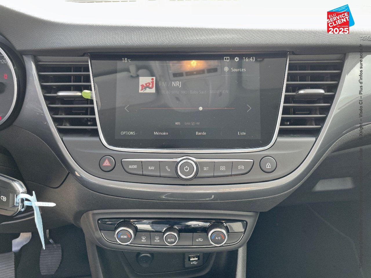 Véhicule d'occasion OPEL CROSSLAND 1.2 TURBO 110CH ELEGANCE BUSINESS chez Opel Nancy