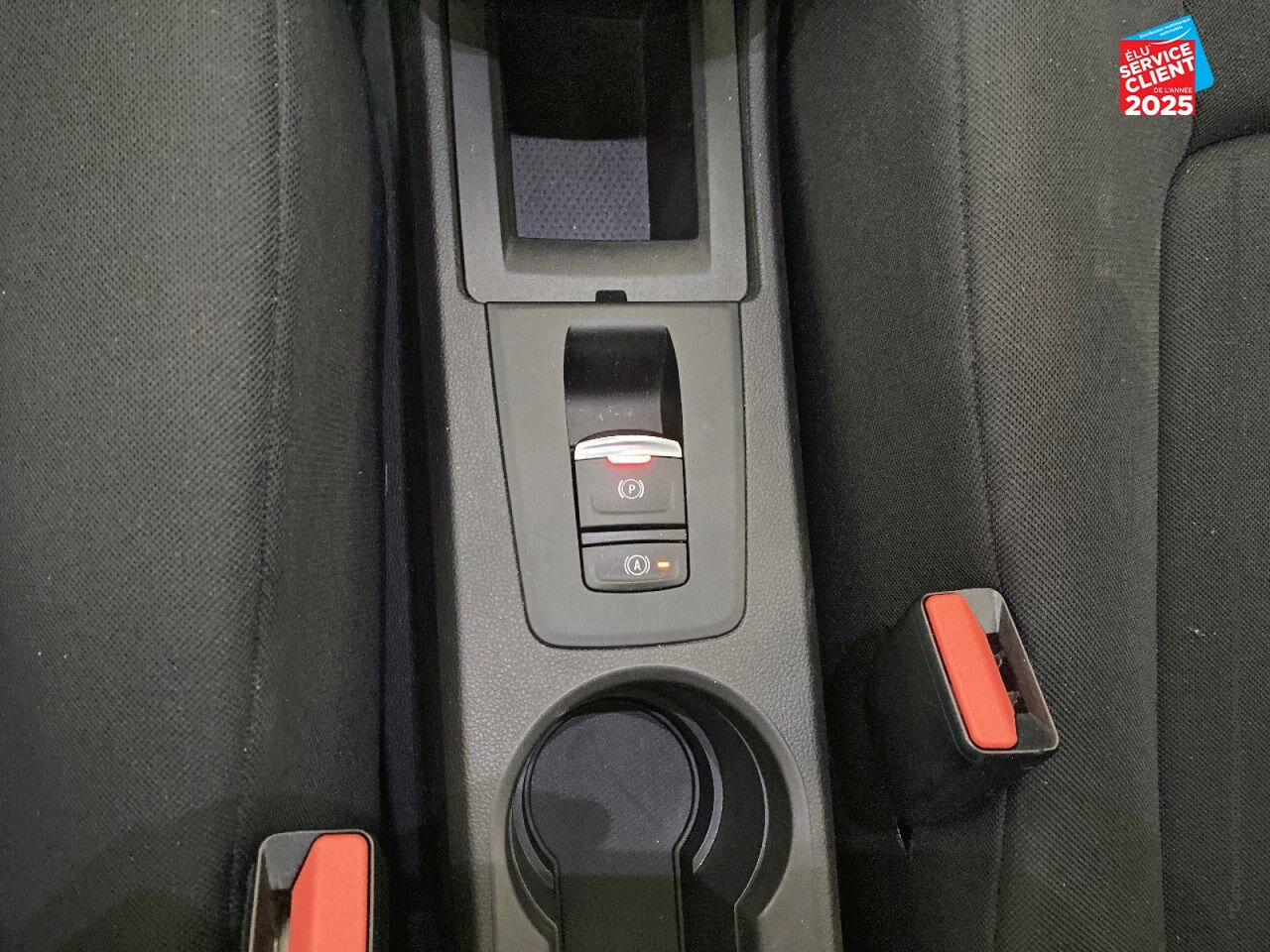Véhicule d'occasion RENAULT ZOE LIFE CHARGE NORMALE R110 4CV chez Renault Sélestat