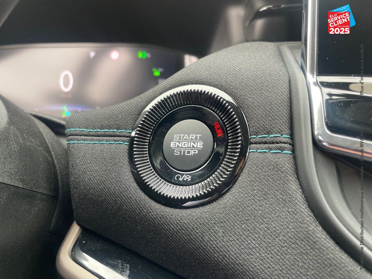 Véhicule d'occasion JEEP COMPASS 1.3 PHEV T4 240CH UPLAND 4XE AT6 EAWD chez Opel Saint-Dizier