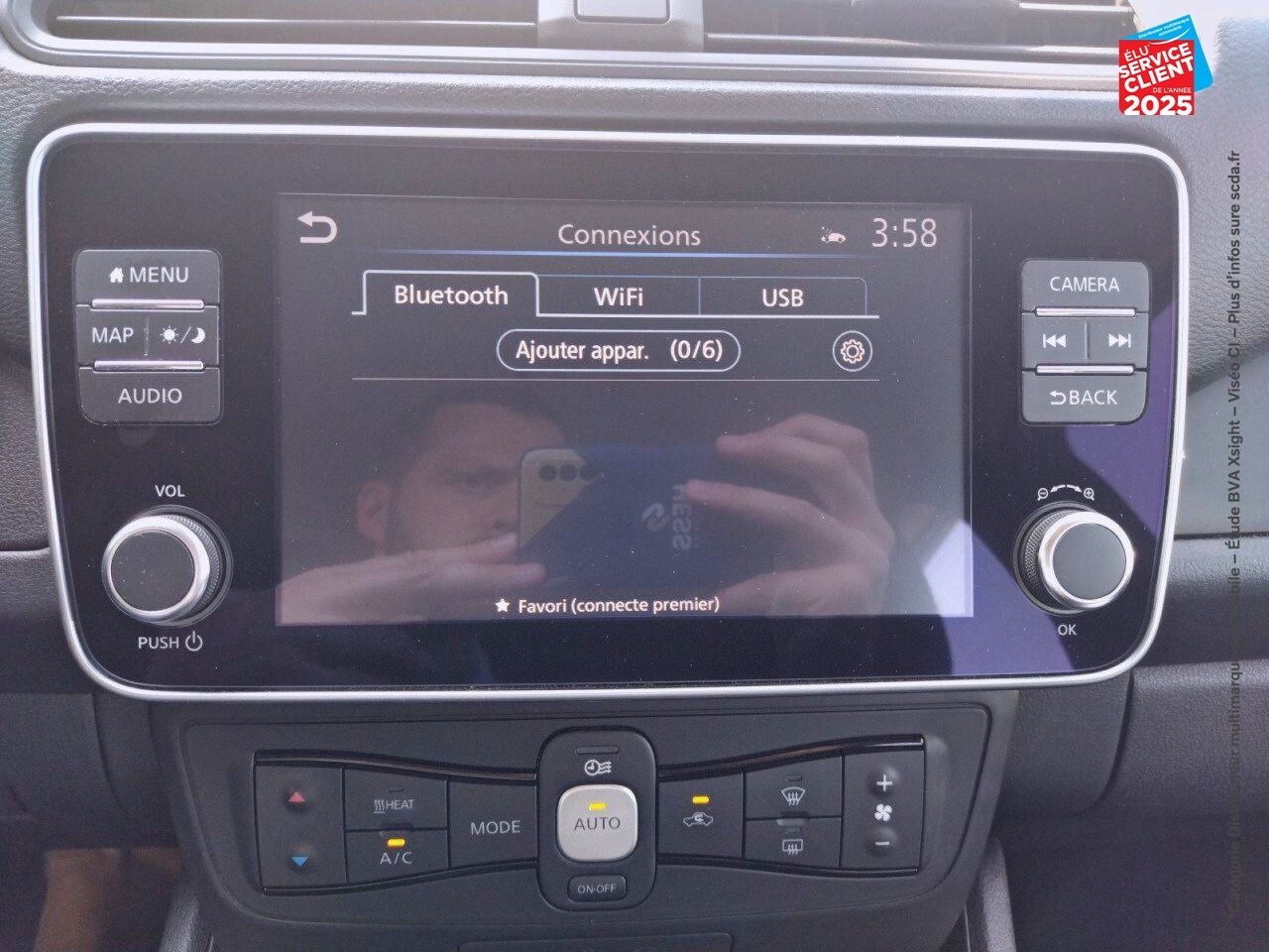 Véhicule d'occasion NISSAN LEAF 150CH 40KWH ACENTA 21 chez Nissan Besançon