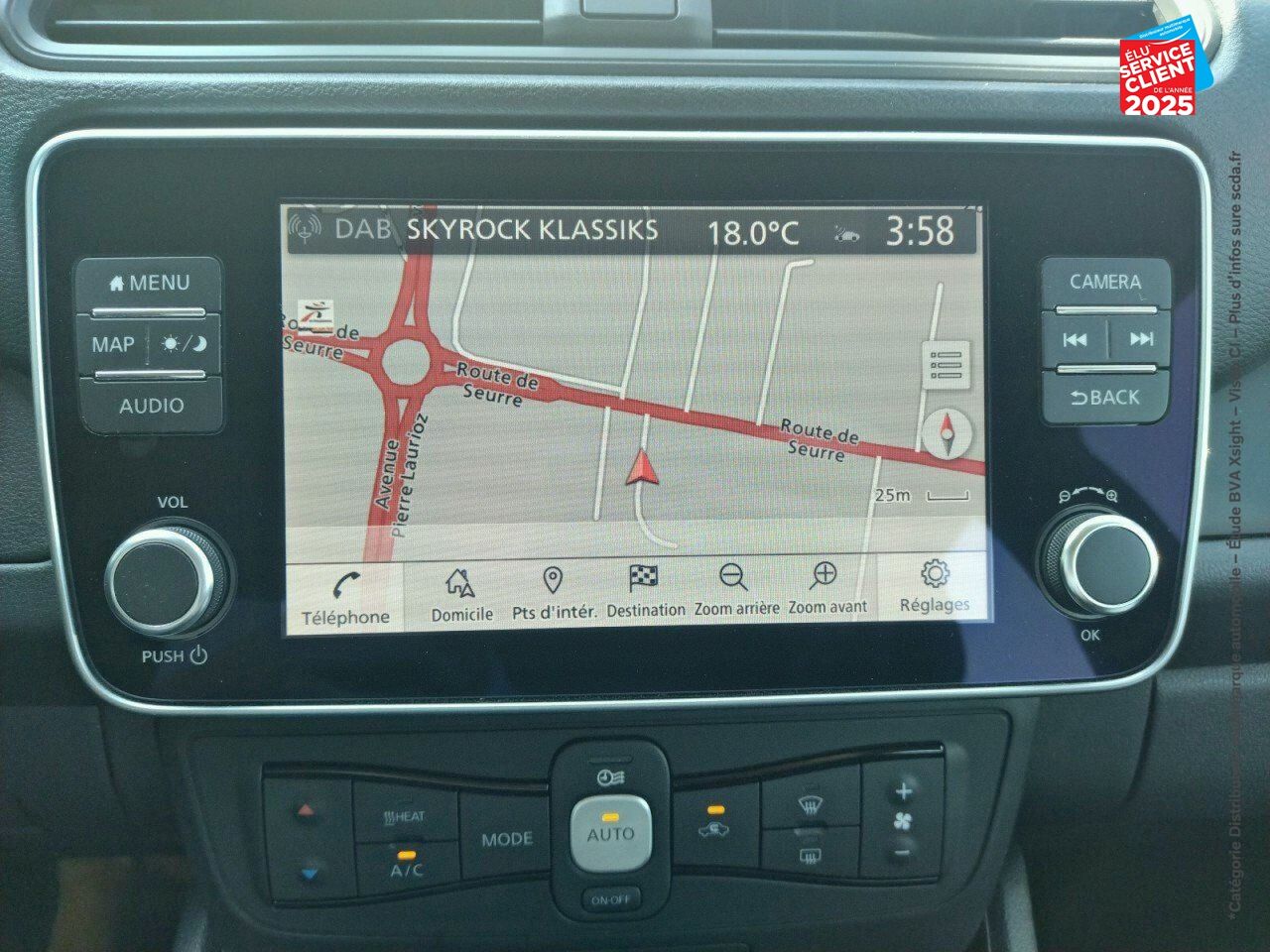 Véhicule d'occasion NISSAN LEAF 150CH 40KWH ACENTA 21 chez Nissan Besançon