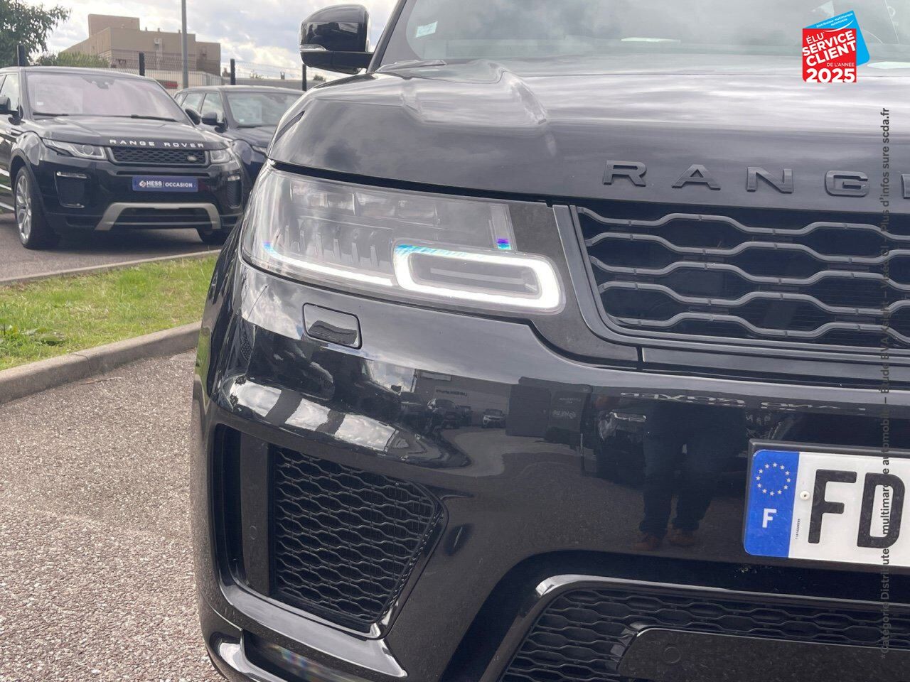 Véhicule d'occasion LAND-ROVER RANGE ROVER SPORT 2.0 P400E 404CH HSE DYNAMIC MARK VII chez Toyota Thionville