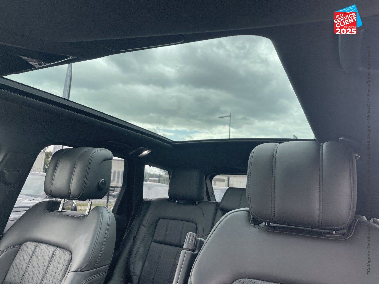 Véhicule d'occasion LAND-ROVER RANGE ROVER SPORT 2.0 P400E 404CH HSE DYNAMIC MARK VII chez Toyota Thionville