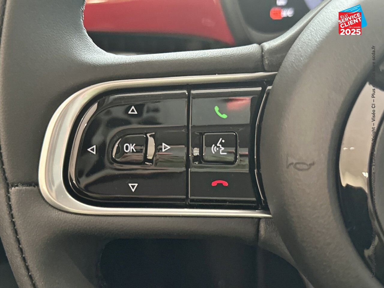 Véhicule d'occasion FIAT 500 E 118CH RED chez Toyota Verdun
