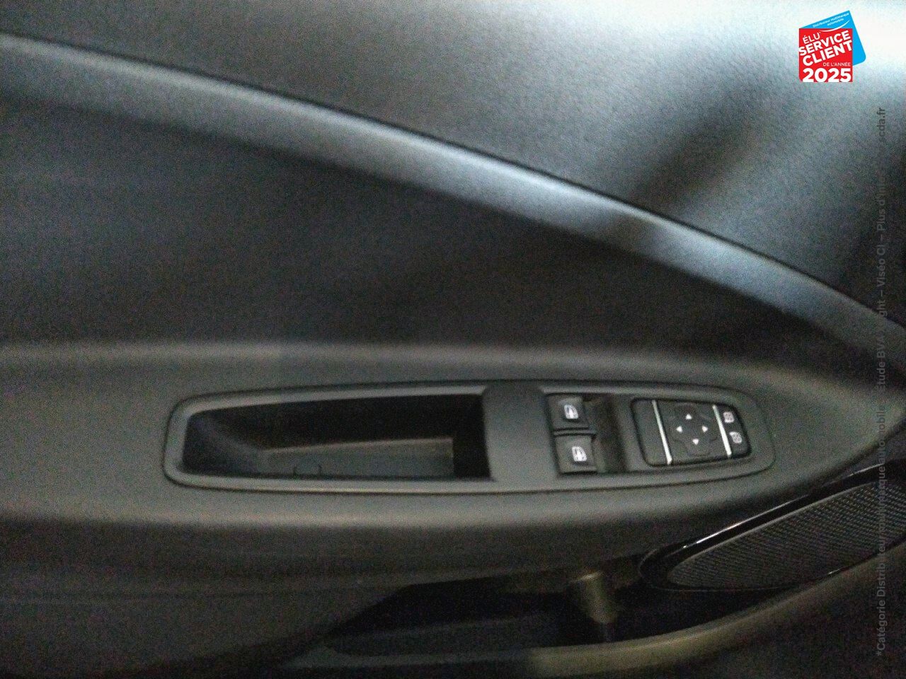 Véhicule d'occasion RENAULT ZOE LIFE CHARGE NORMALE R110 4CV chez Renault Saint-Louis