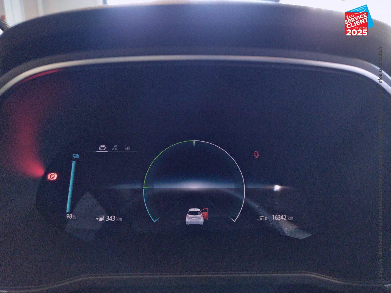 Véhicule d'occasion RENAULT ZOE LIFE CHARGE NORMALE R110 4CV chez Renault Saint-Louis