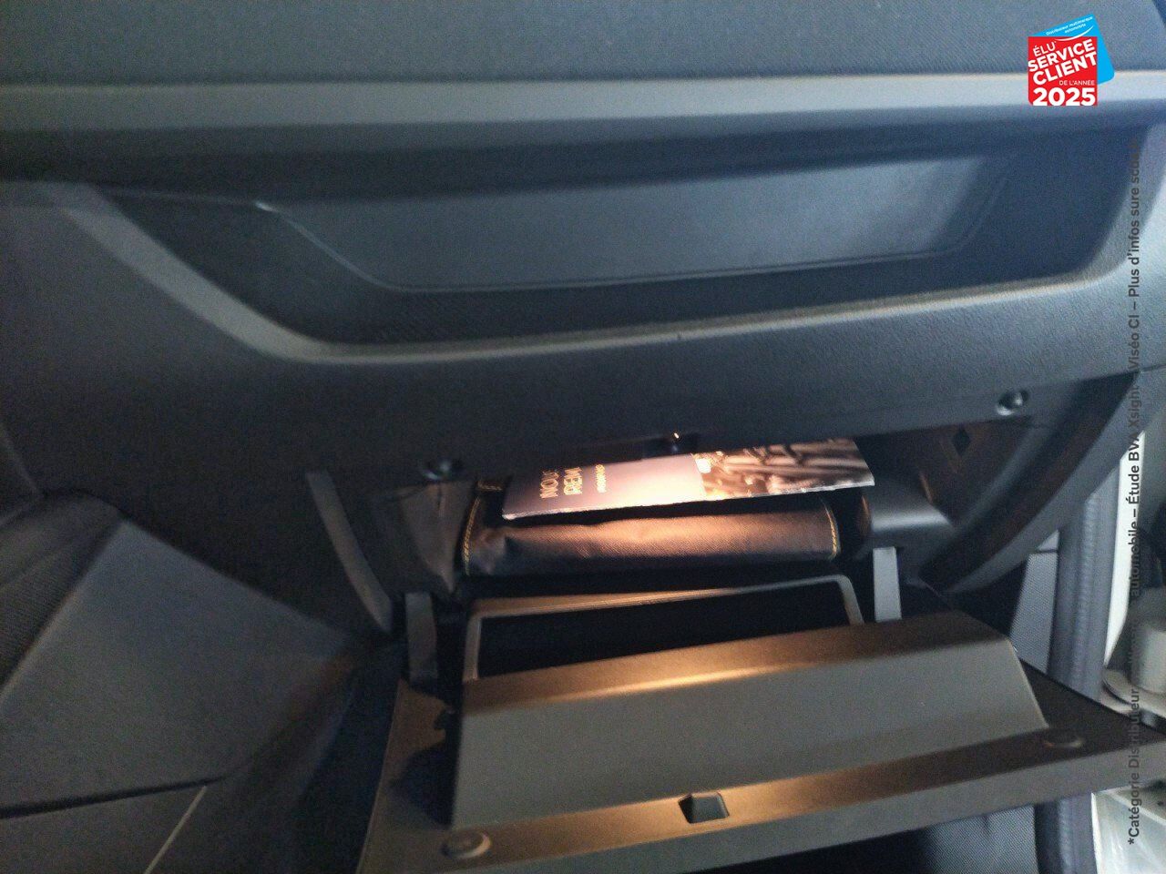 Véhicule d'occasion RENAULT ZOE LIFE CHARGE NORMALE R110 4CV chez Renault Saint-Louis