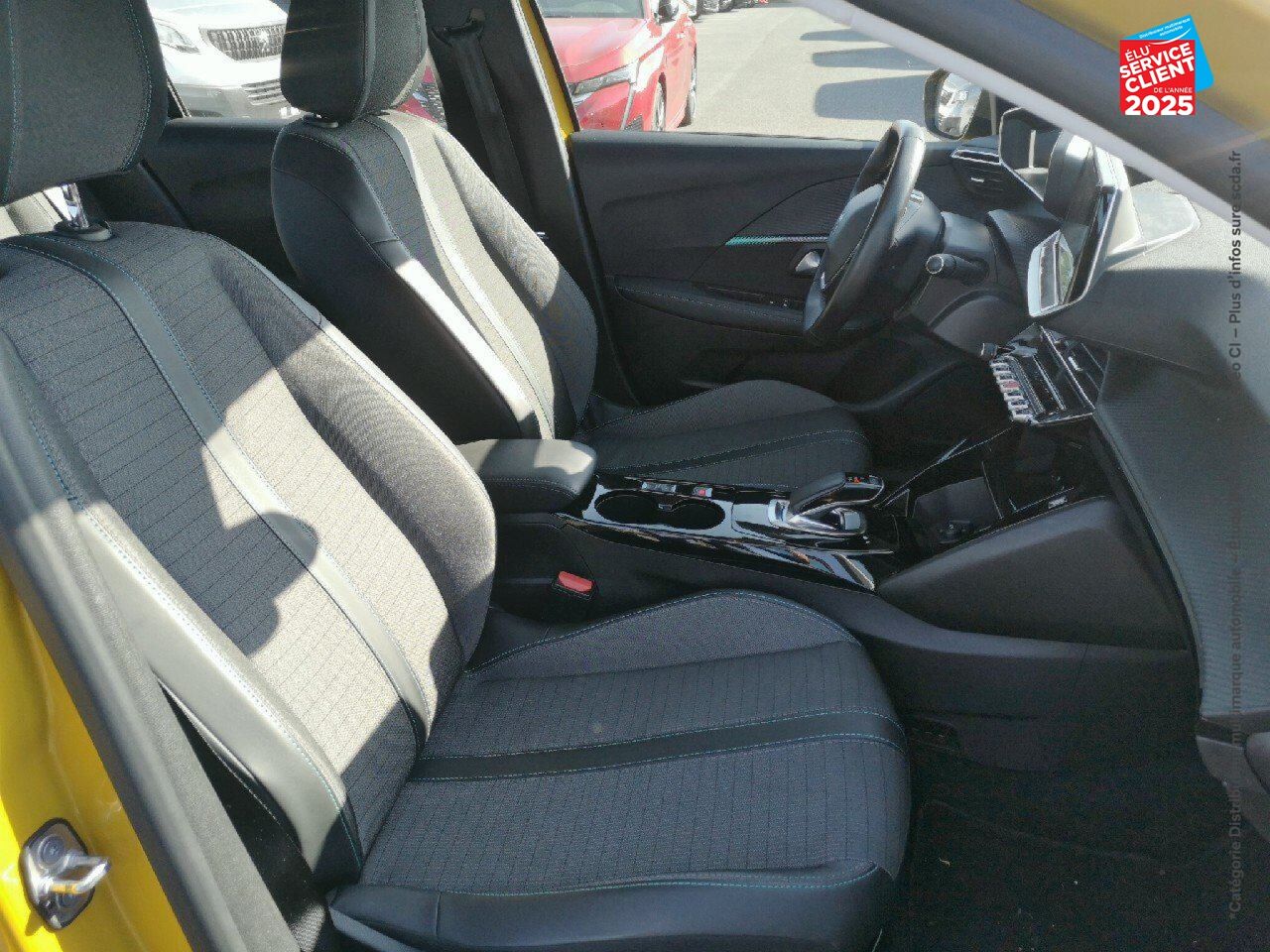 Véhicule d'occasion PEUGEOT 208 E-208 136CH ALLURE chez Peugeot Reims