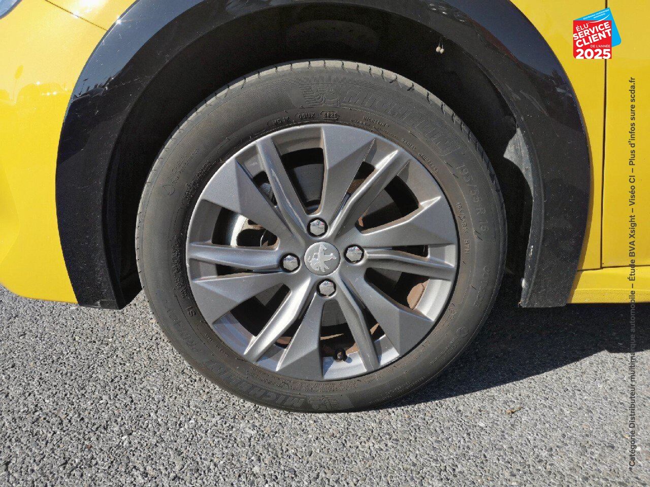 Véhicule d'occasion PEUGEOT 208 E-208 136CH ALLURE chez Peugeot Reims