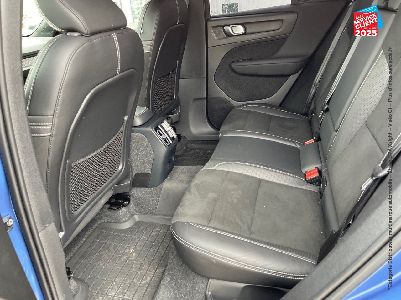 Véhicule d'occasion VOLVO XC40 P8 AWD 408CH R-DESIGN EDT chez Volvo Epernay