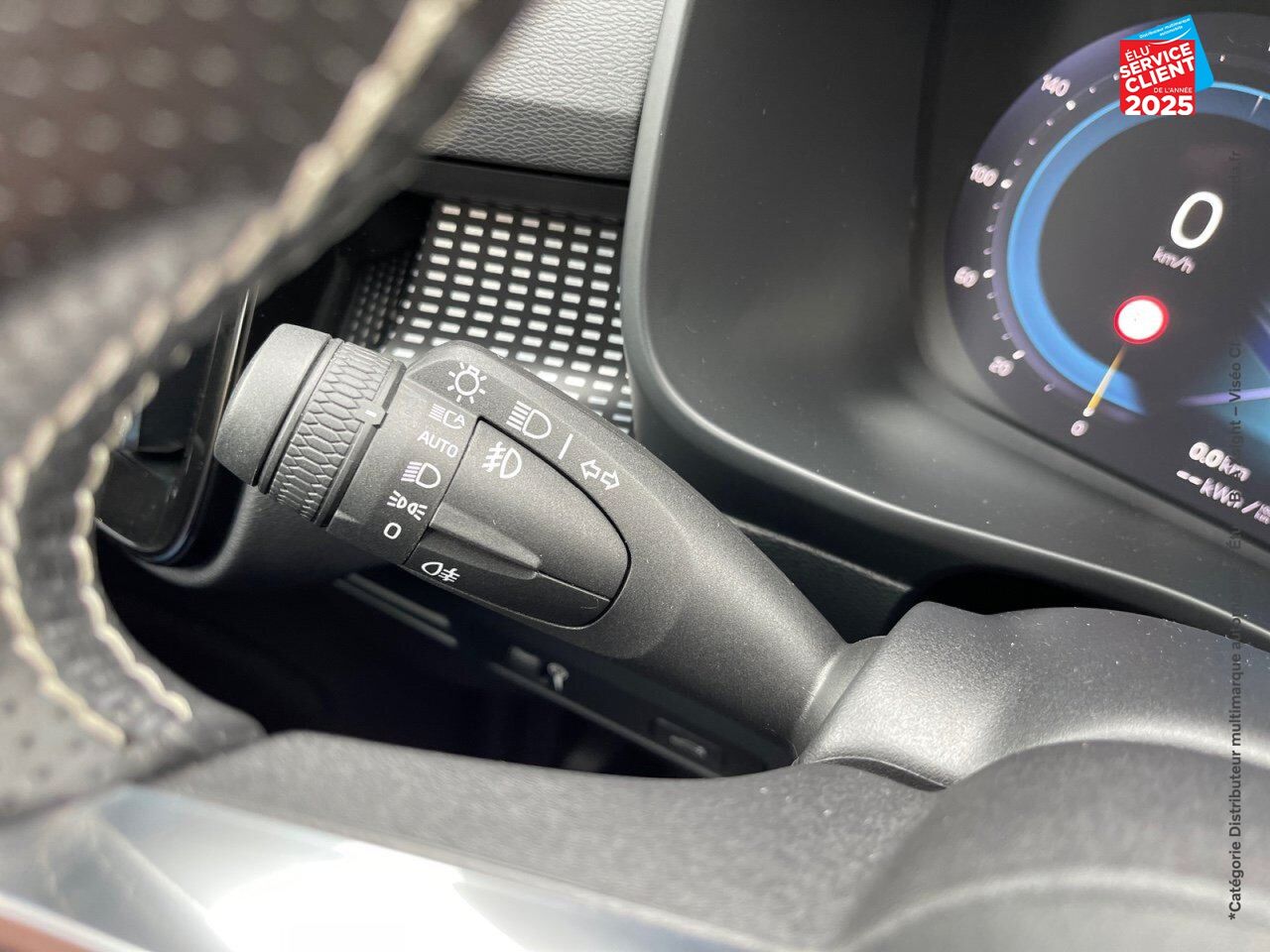 Véhicule d'occasion VOLVO XC40 P8 AWD 408CH R-DESIGN EDT chez Volvo Epernay