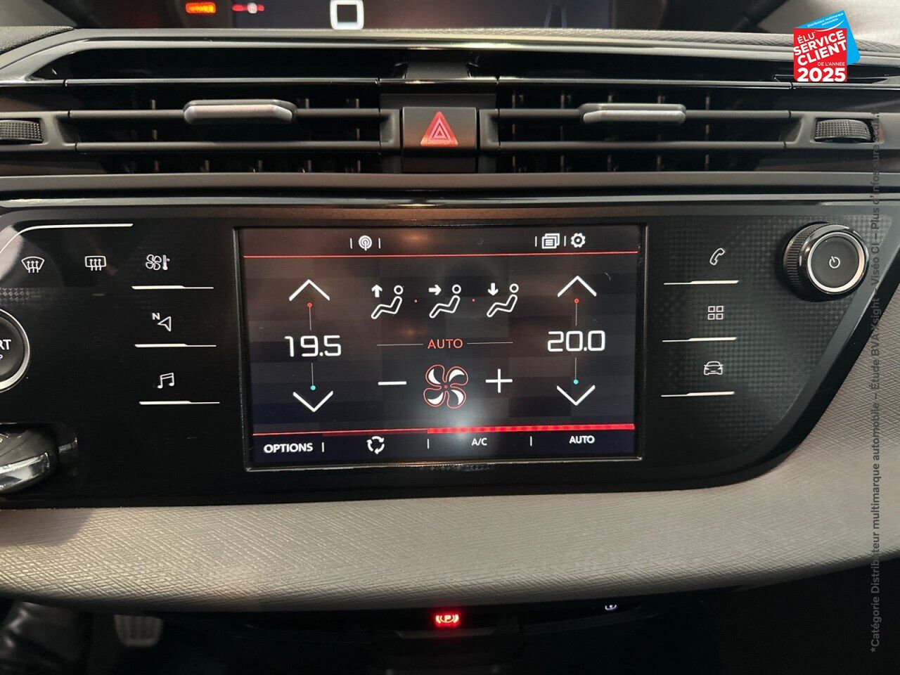 Véhicule d'occasion CITROEN GRAND C4 SPACETOURER PURETECH 130CH SS FEEL E6.D chez Toyota Verdun