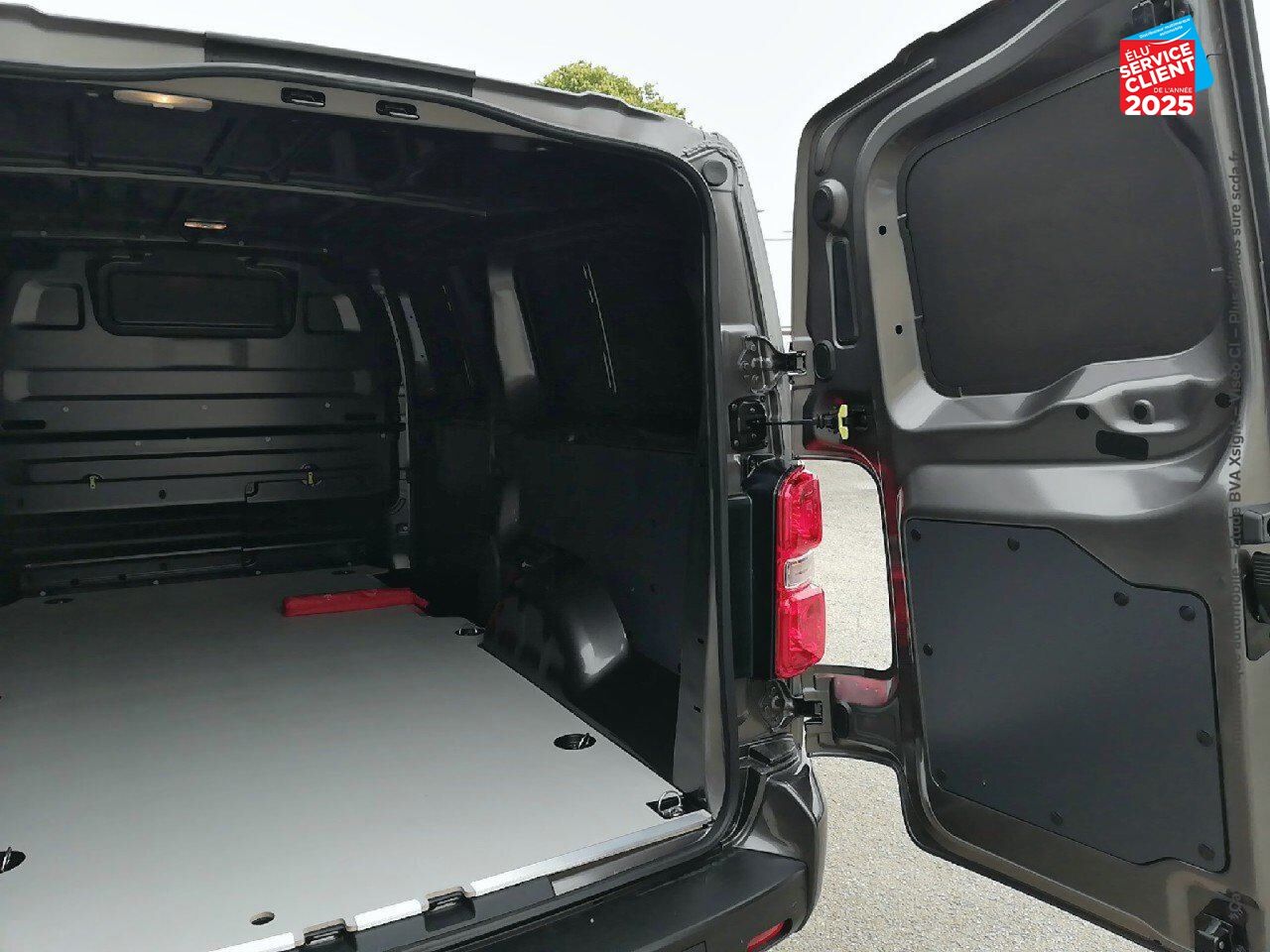 Véhicule d'occasion OPEL VIVARO FG XL 2.0 BLUEHDI 180CH SS EAT8 chez Renault Sélestat