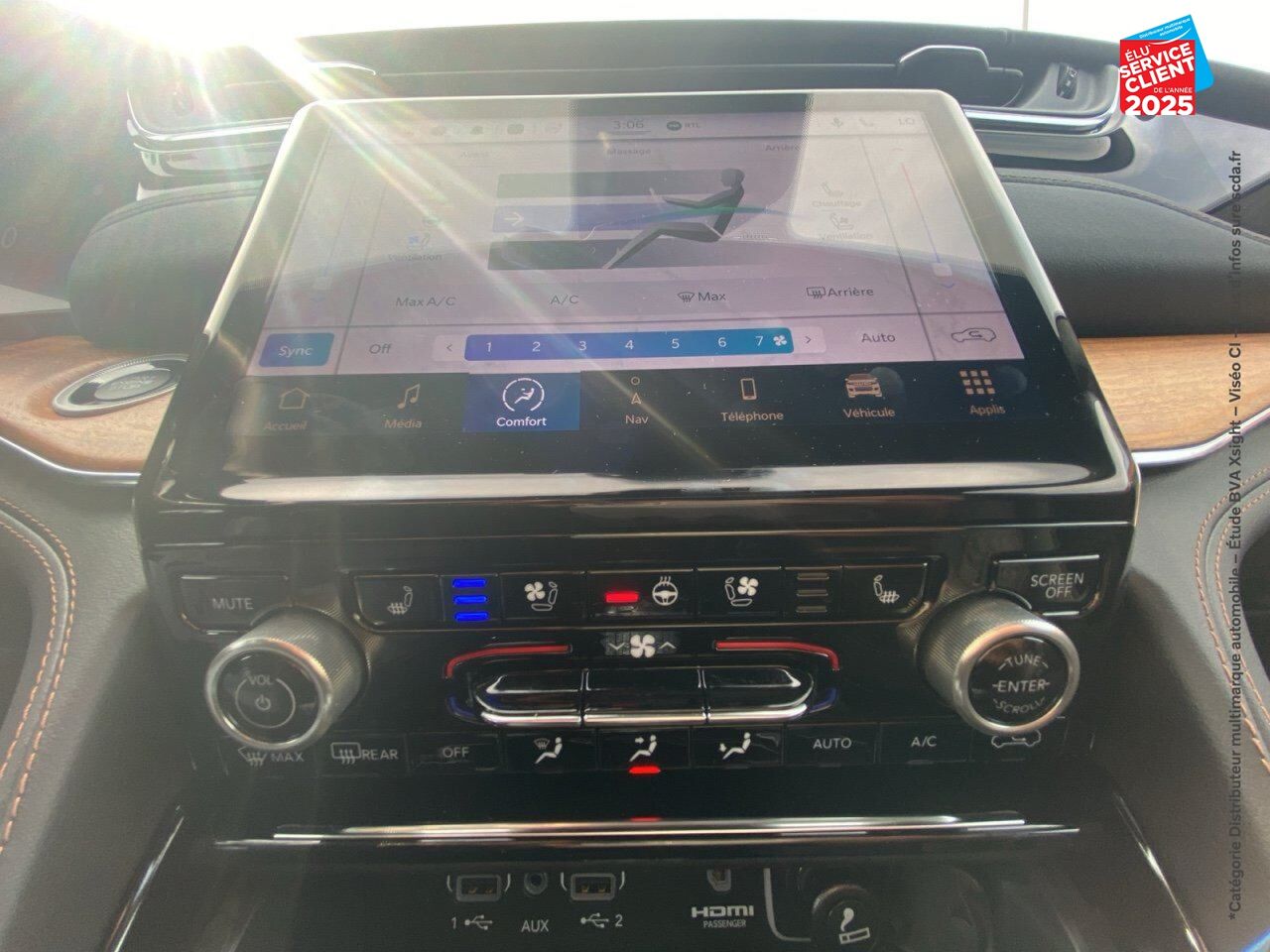 Véhicule d'occasion JEEP GRAND CHEROKEE 2.0 T 380CH 4XE SUMMIT RESERVE QUADRA-TRAC II BVA8 chez Renault Colmar