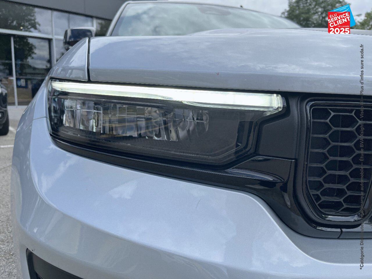 Véhicule d'occasion JEEP GRAND CHEROKEE 2.0 T 380CH 4XE TRAILHAWK BVA8 chez Peugeot Sedan
