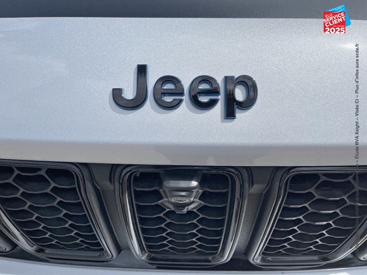 Véhicule d'occasion JEEP GRAND CHEROKEE 2.0 T 380CH 4XE TRAILHAWK BVA8 chez Peugeot Sedan