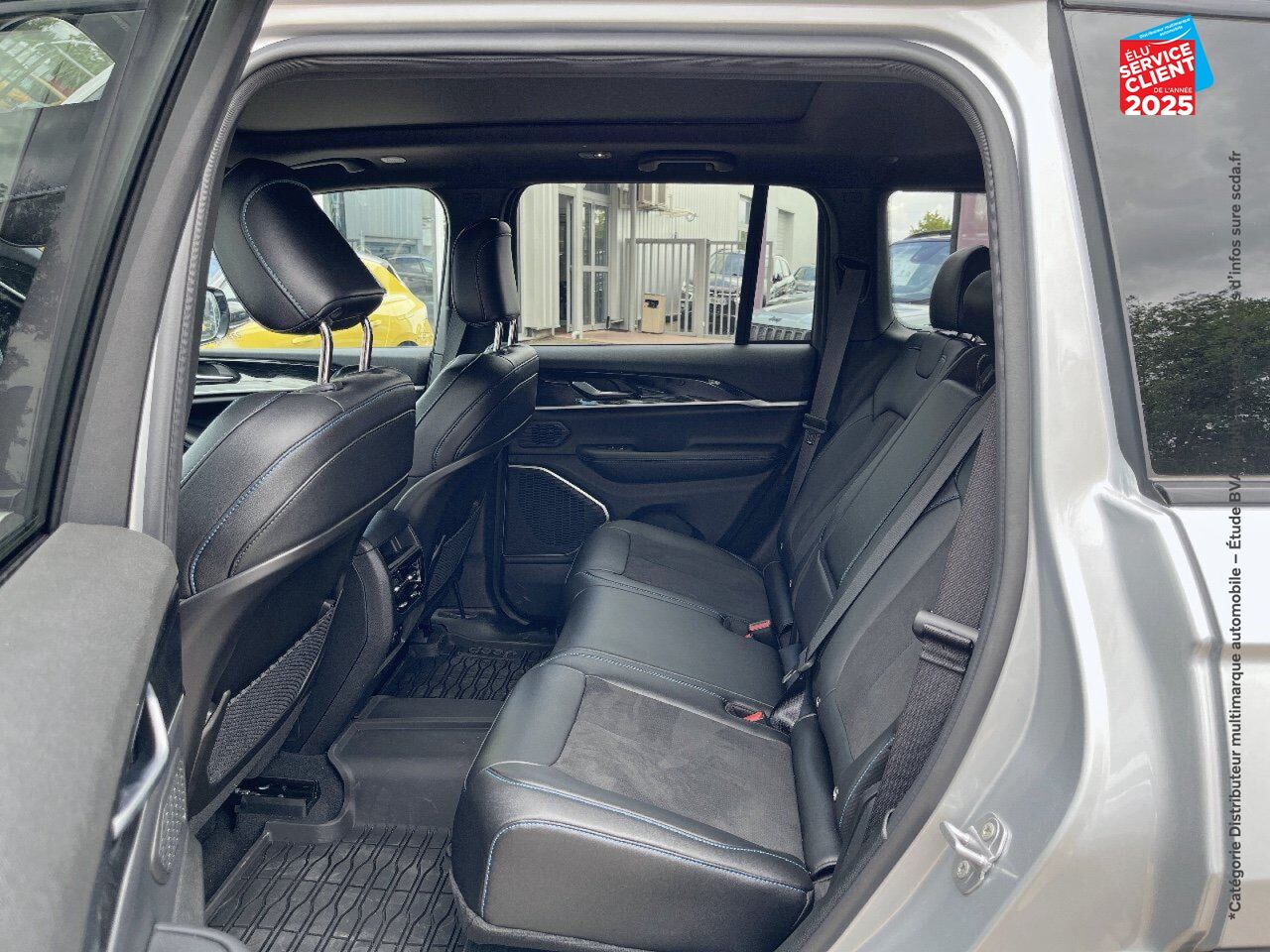 Véhicule d'occasion JEEP GRAND CHEROKEE 2.0 T 380CH 4XE TRAILHAWK BVA8 chez Peugeot Sedan