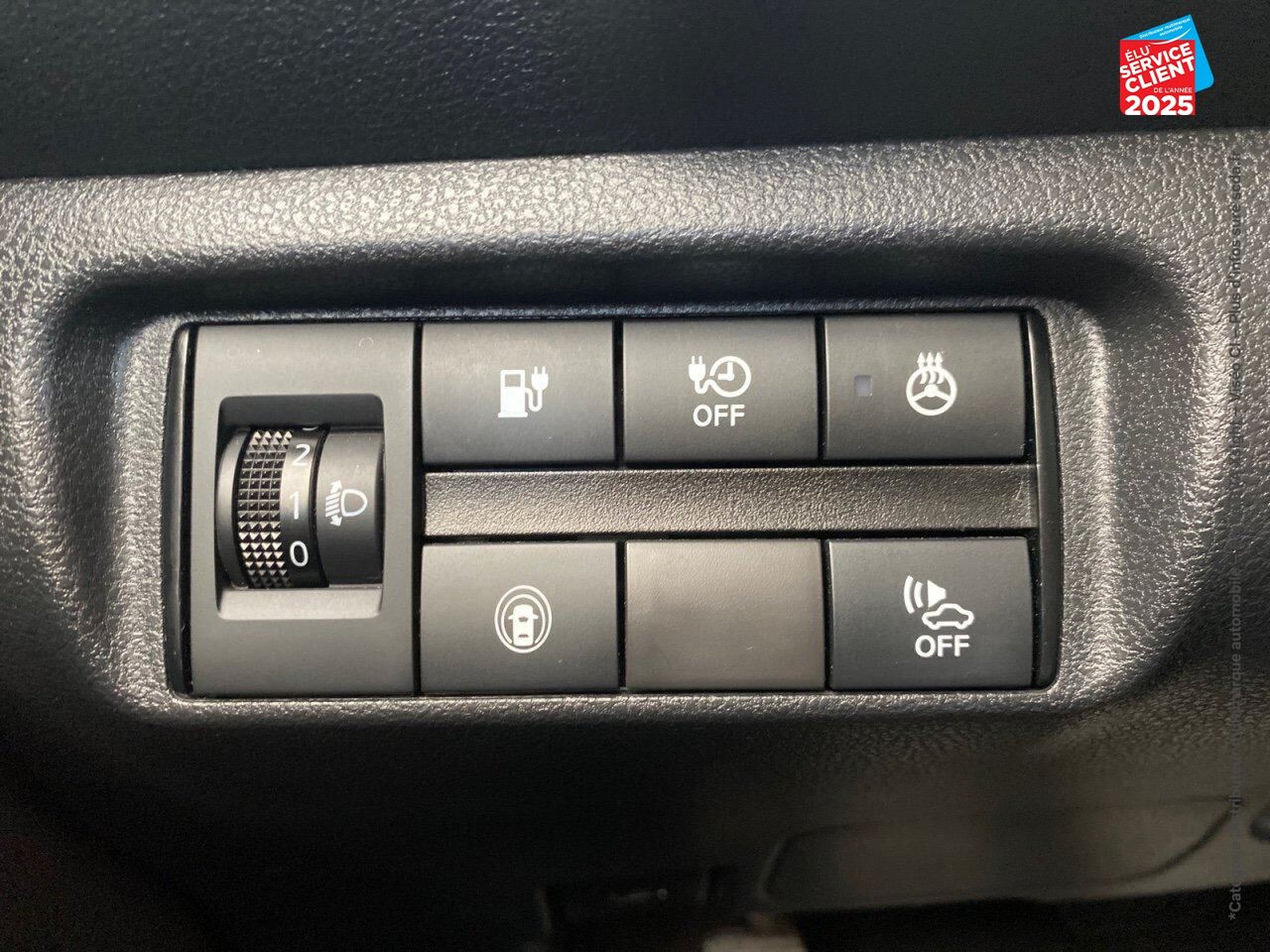 Véhicule d'occasion NISSAN LEAF 150CH 40KWH ACENTA 21.5 chez Hyundai Epernay