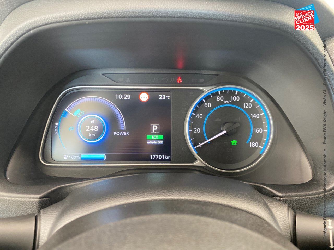Véhicule d'occasion NISSAN LEAF 150CH 40KWH ACENTA 21.5 chez Hyundai Epernay